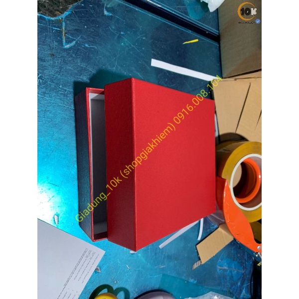 Hộp quà tặng nhiều kích cỡ hai màu Đen/Đỏ