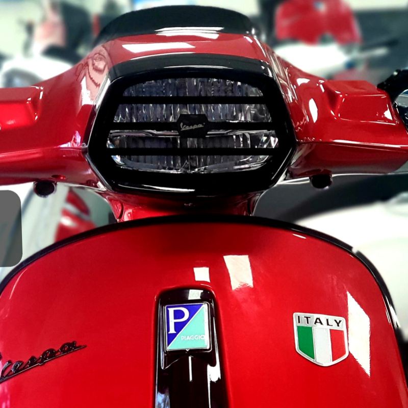 Ốp đèn Pha trước Vespa