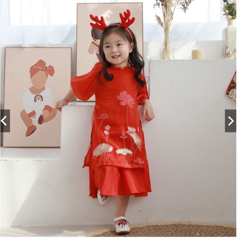 Áo dài hoa sen bé gái
