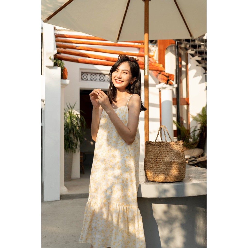 [Mã FAMALLT5 giảm 15% đơn 150k] Ceci Cela - Đầm Flower Dây Họa Tiết Hoa | BigBuy360 - bigbuy360.vn