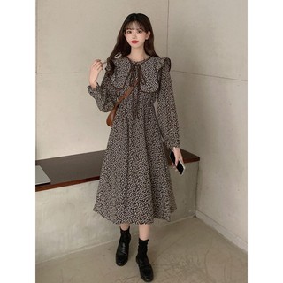 Đầm hoa nhí cổ búp bê dễ thương
