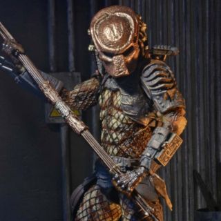 Mô hình Neca City Hunter Predator