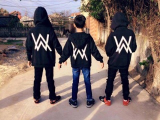 Áo Alan Walker nỉ chất đẹp