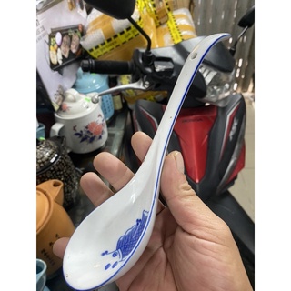 muỗng sứ canh con cá cao cấp