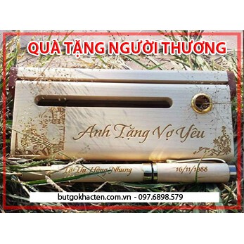 Hộp Bút Gỗ Khắc Tên Tặng Ngày 20/10