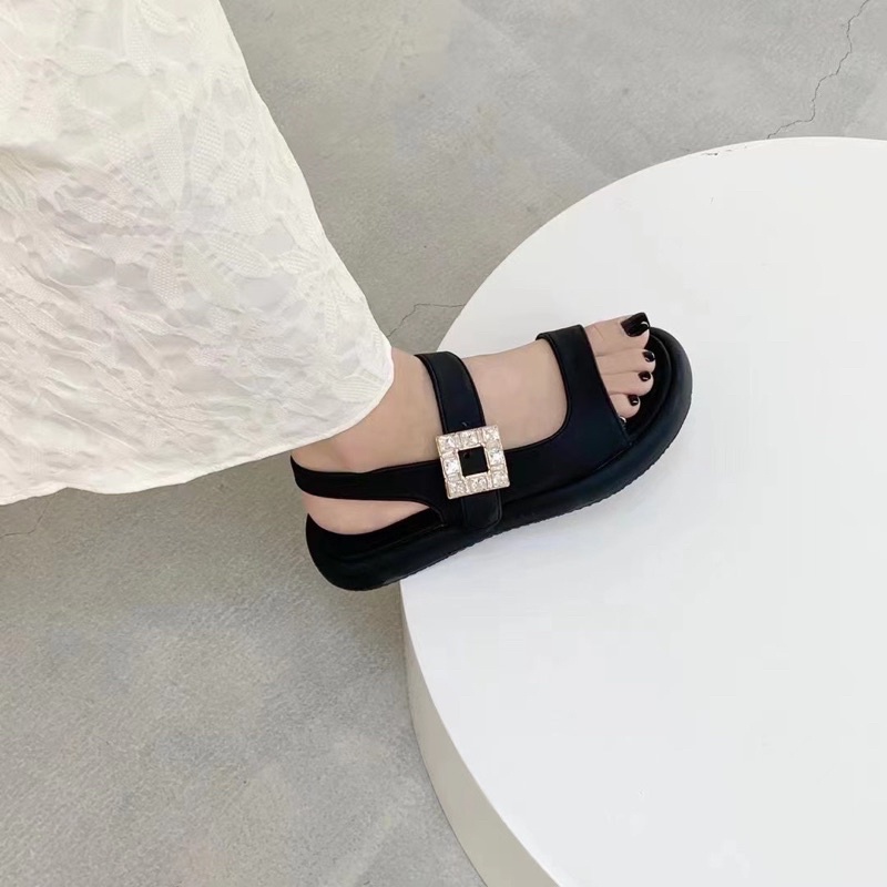 SANDAL MÓC KHOÁ VUÔNG NHẬP QUẢNG CHÂU ( S223 S224 )u