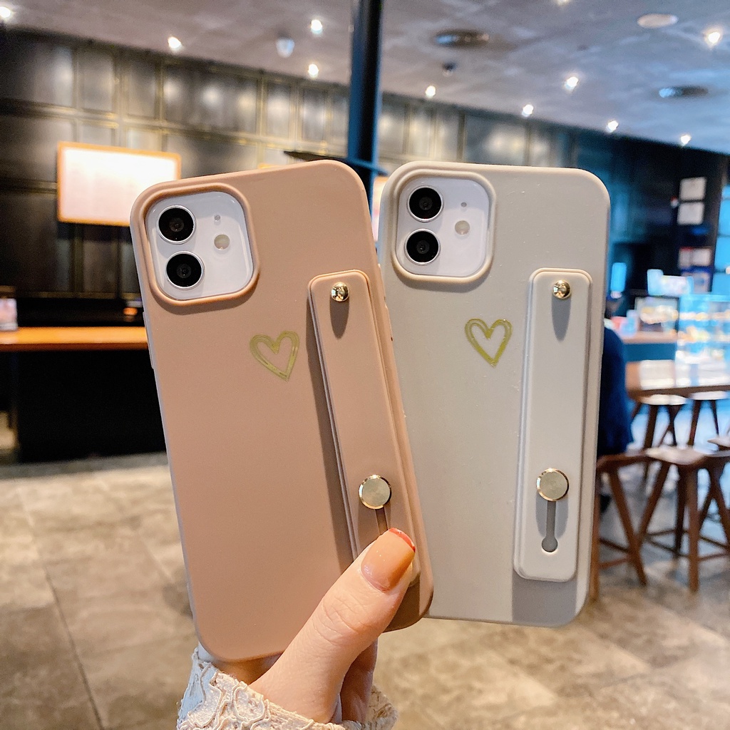 Ốp Điện Thoại Họa Tiết Trái Tim Thời Trang Chống Sốc Kèm Giá Đỡ Cho iPhone 13/12/11/XS/X/8/7