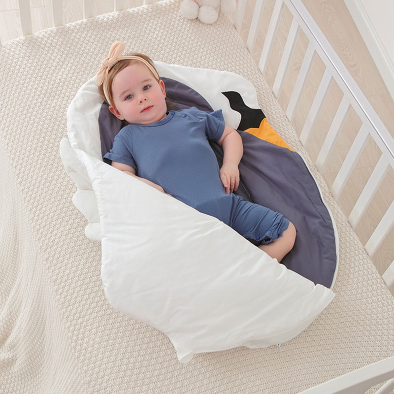 Chăn Quấn Em Bé Giữ Ấm Mùa Đông