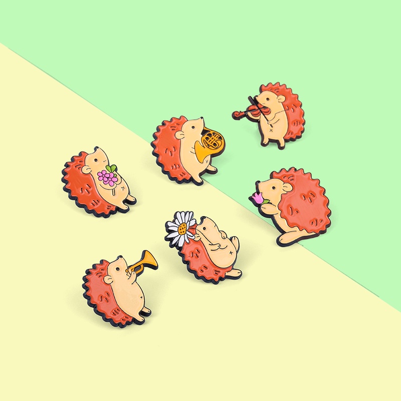 Huy Hiệu Cài Áo Hình Chú Nhím Dễ Thương