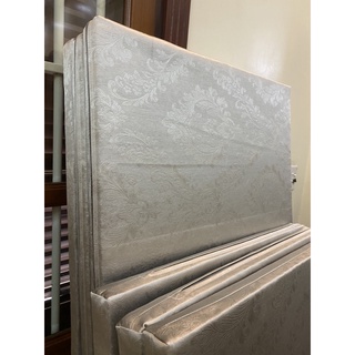 Đệm bông ép kt 65*145 kèm ga