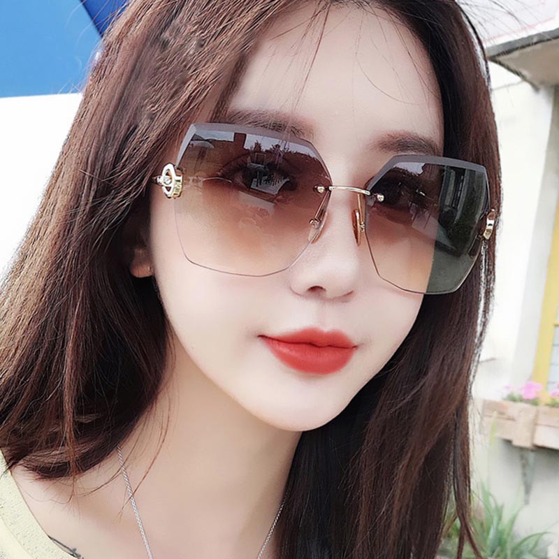 K09 - Kính Mát Nữ THời Trang Tràn Viền Gọng Mạ Vàng Chống Chói