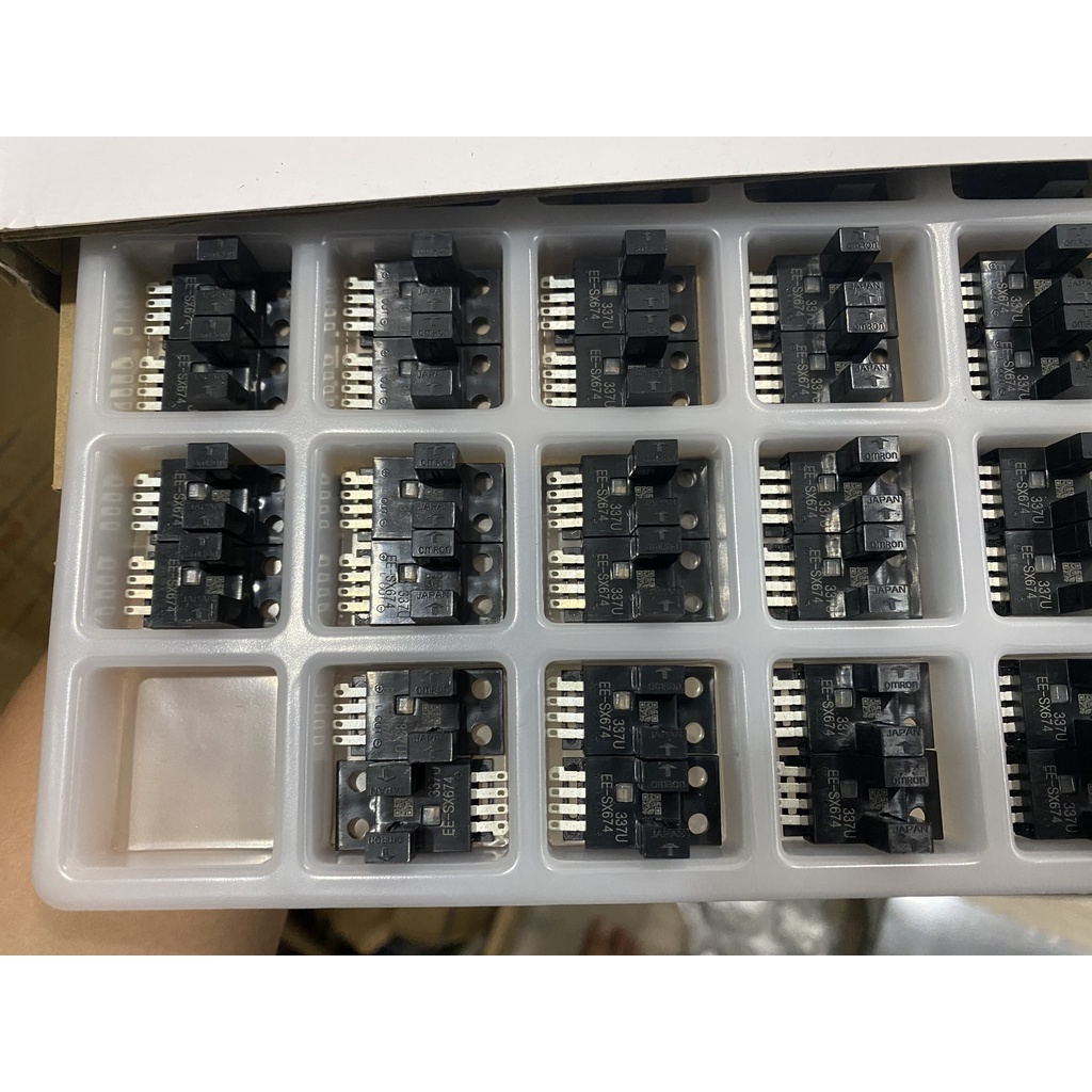 EE-SX674 Cảm biến Omron