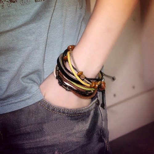 Vòng Tay Da Nhiều Lớp Thời Trang Cho Nam Và Nữ