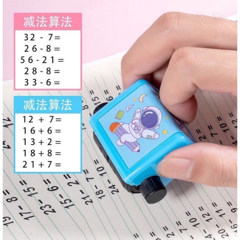 Con lăn tạo phép tính cộng, trừ cùng bé học toán