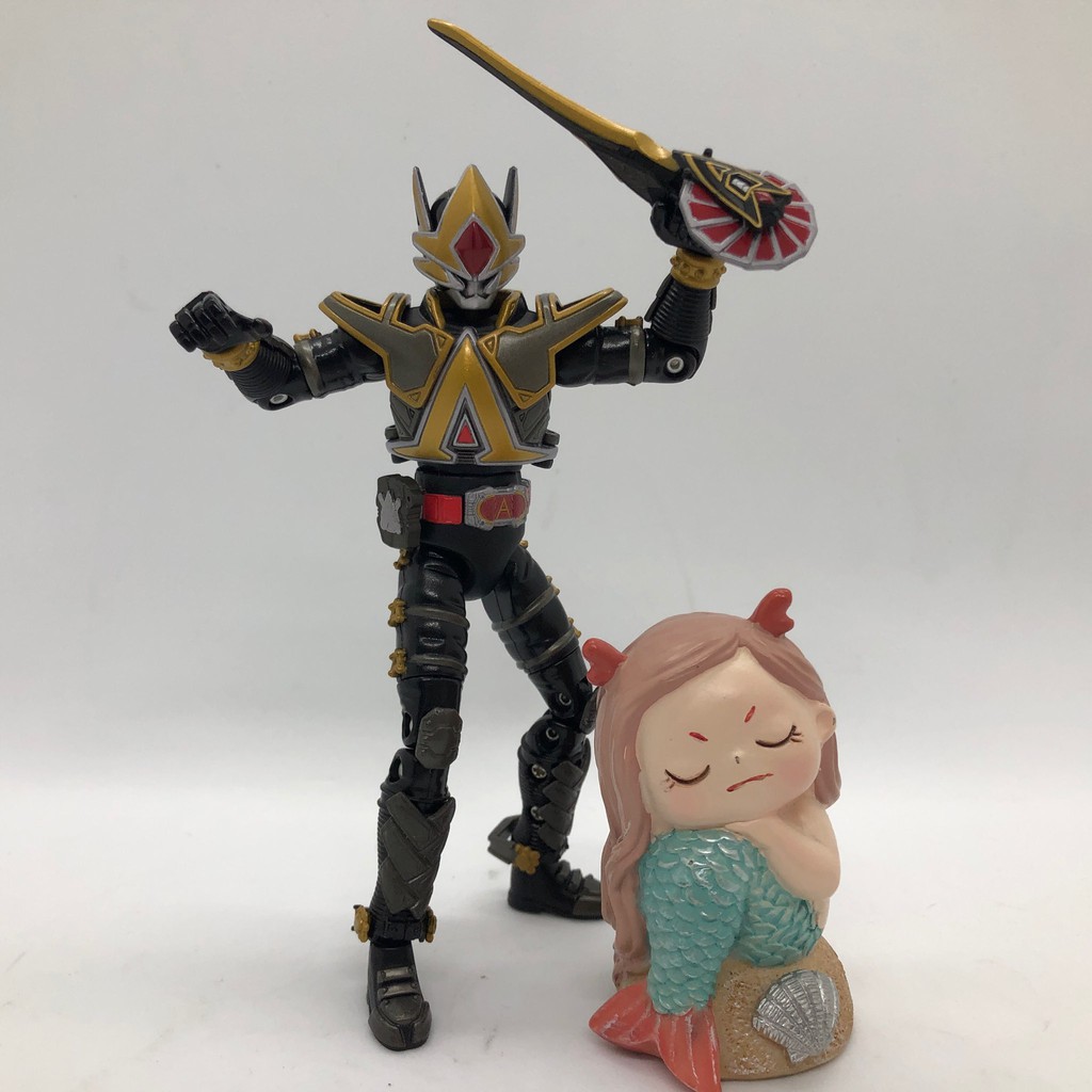 Mô hình Kamen Rider SHS Glaive chính hãng