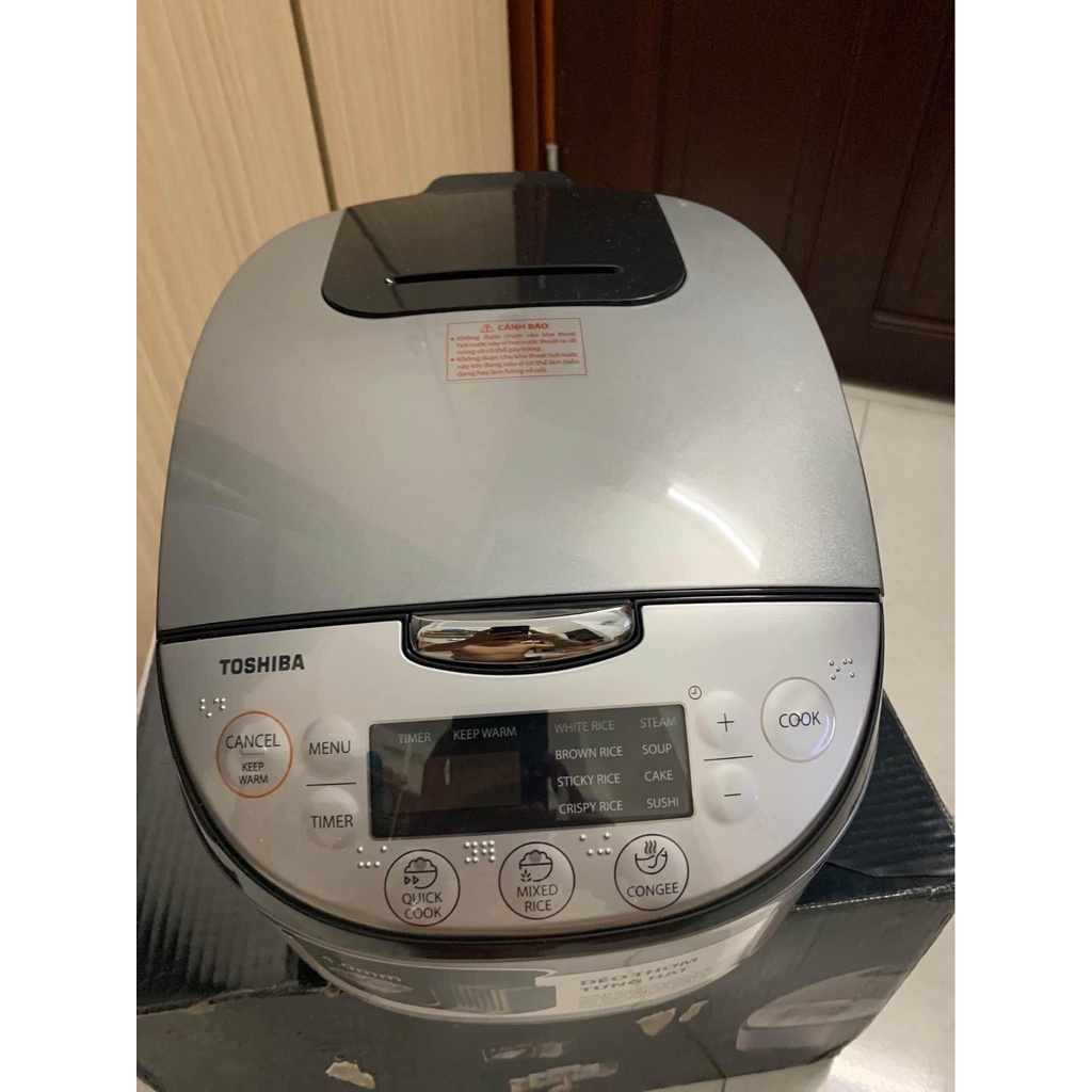 Nồi cơm điện tử Toshiba 1.8 lít RC-18DR2PV