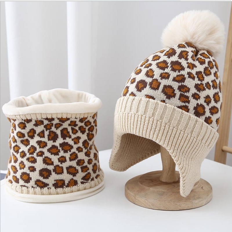Mũ beanie Kèm Khăn Choàng Cổ Họa Tiết Da Báo Thời Trang Nữ