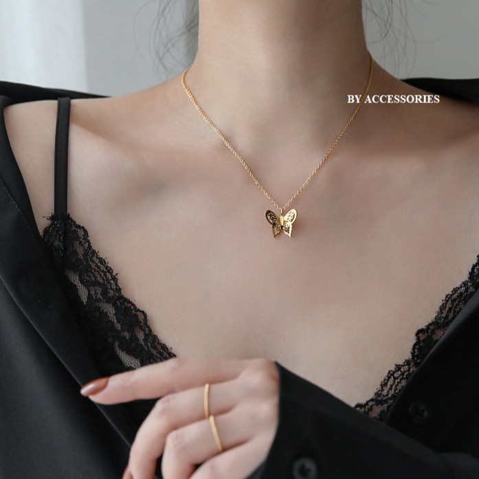 Dây chuyền titan mặt bướm họa rỗng không gỉ