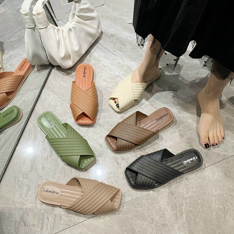 Dép đế thấp quai X bền đẹp