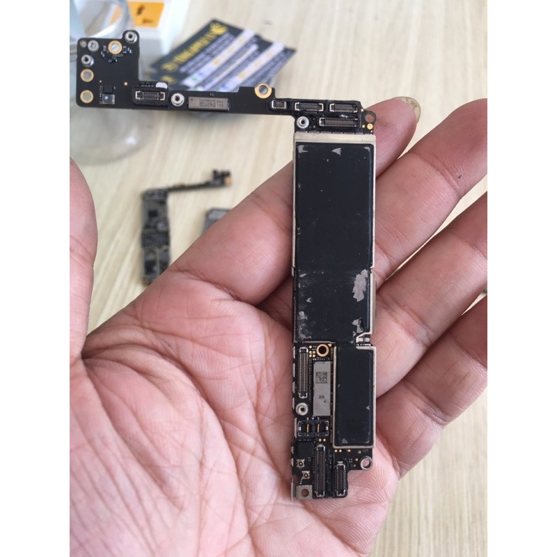 Main xác 7plus itel mất nguồn không ổ cứng full ic cho anh em kĩ thuật lấy linh kiện | BigBuy360 - bigbuy360.vn