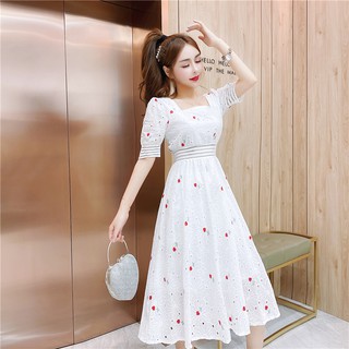 (Bán Lỗ Thanh Lý ) Đầm THÊU tiểu thư cổ vuông màu trắng hoa nhí đỏ