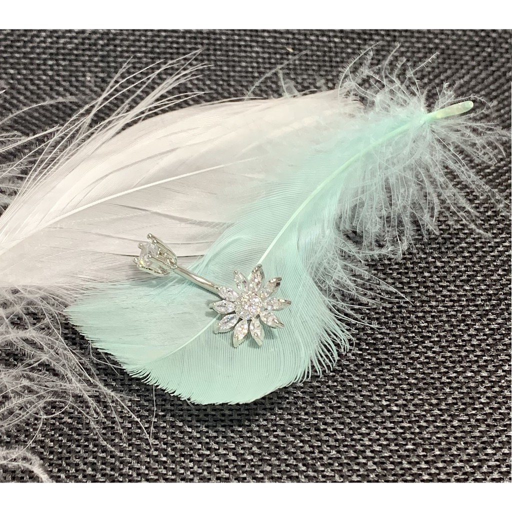 KHUYÊN RỐN HOA HƯỚNG DƯƠNG ĐÁ - KHUYÊN THÉP KO GỈ