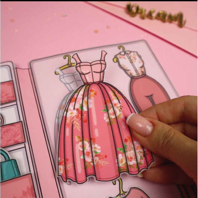 THAY ĐỒ CHO BÚP BÊ GIẤY (BỘ SƯU TẬP MÀU ĐỎ)