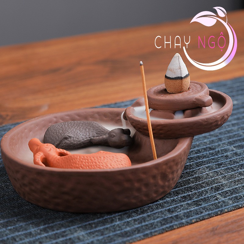 Thác khói trầm hương đốt trầm chảy ngược phong thủy Song Ngư (Cá Chép) – Song Ngưu (Trâu)