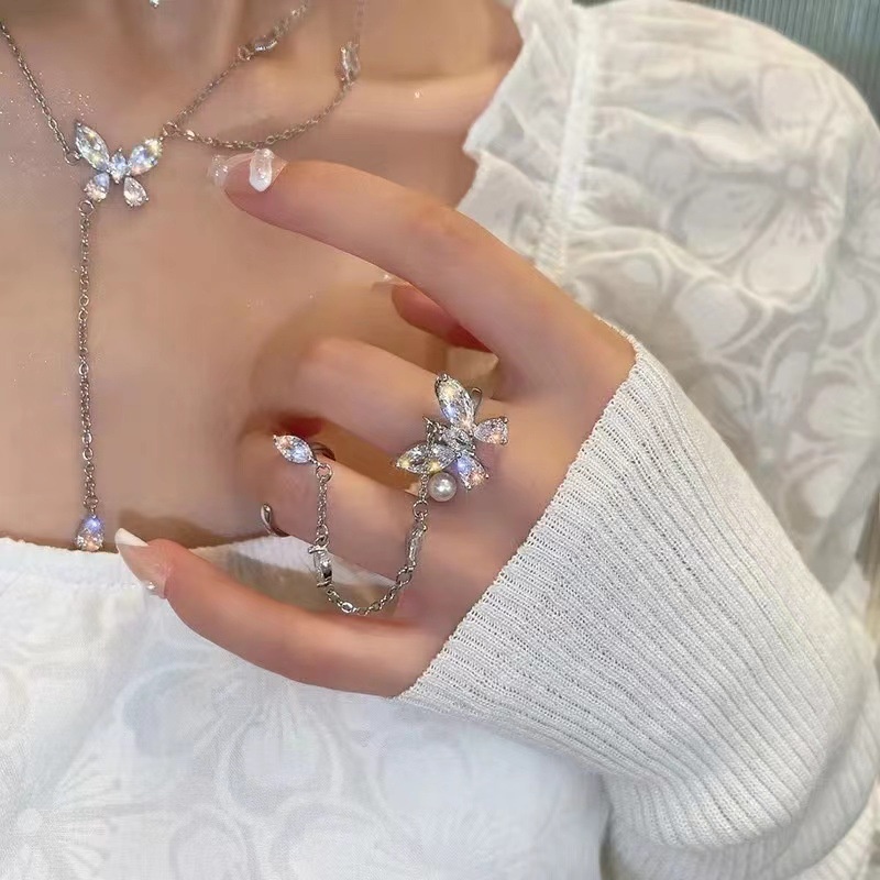 Nhẫn Hở Hợp Kim Mặt Hình Bướm Đính Ngọc Trai Thời Trang Cho Nữ