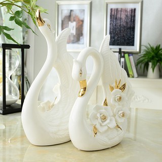 Tượng thiên nga may mắn