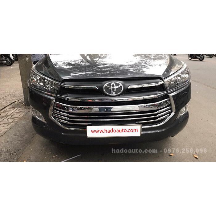 Ốp mặt calang, ốp lưới tản gió xe Toyota Innova 2017 2018 2019 2020 Inox cao cấp sáng bóng