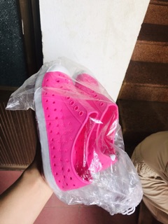 Giầy Native