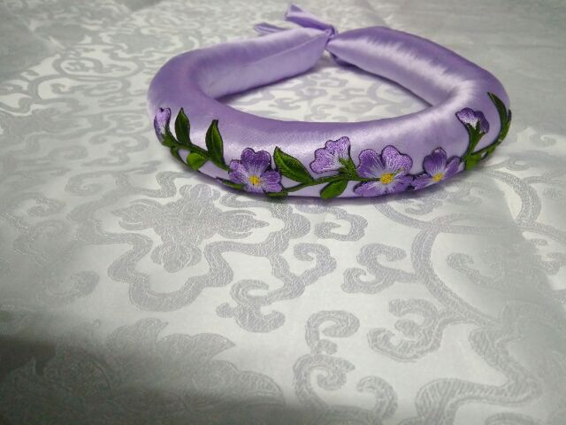 Mấn cách tân- Khăn vấn tròn hoa thêu  - hàng đặt trước 2 ngày có_ khăn vấn mấn cách tân Uyên Nhi