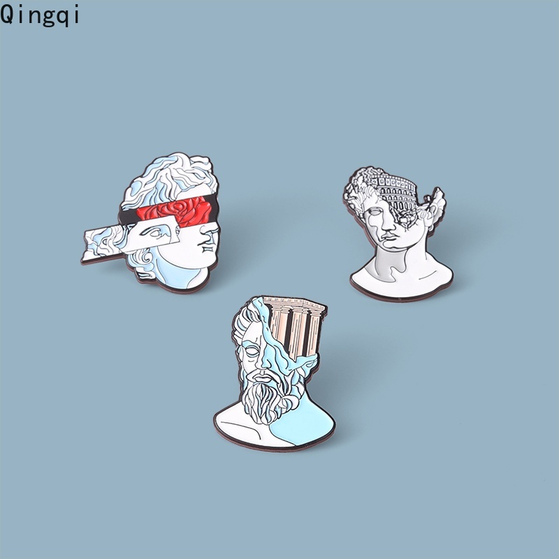 Ghim cài áo MISS ZOE hình bức tượng điêu khắc thời Phục Hưng độc đáo