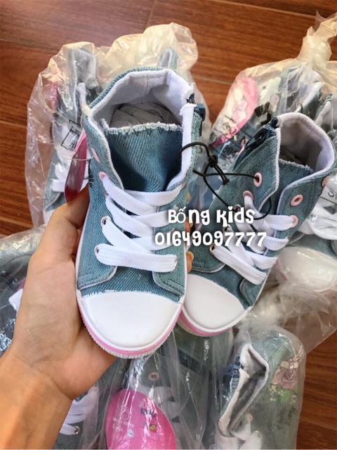 Giày Cao Cổ Bé Gái Denim Hello Kitty Max