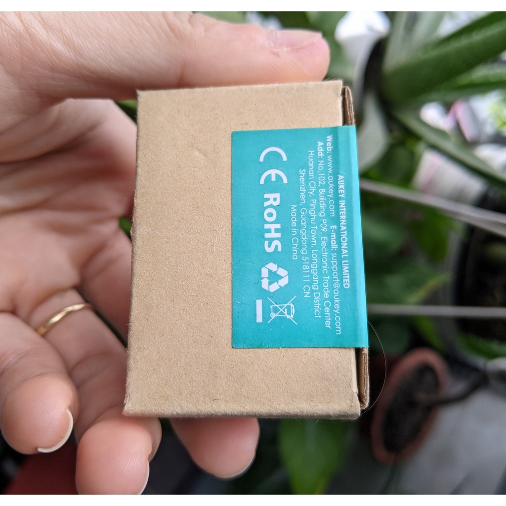 Củ sạc nhanh Aukey chính hãng 2 đầu ra 12W