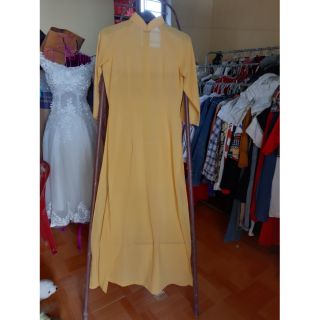 Thanh lí áo dài màu vàng nghệ eo 82cm kèm quần