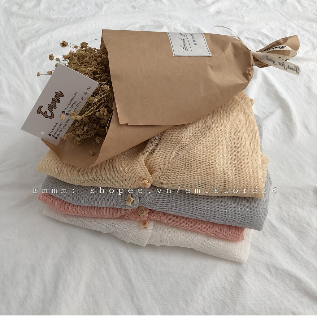 Áo cardigan len mỏng nút hoa hàng Quảng Châu Freesize | BigBuy360 - bigbuy360.vn