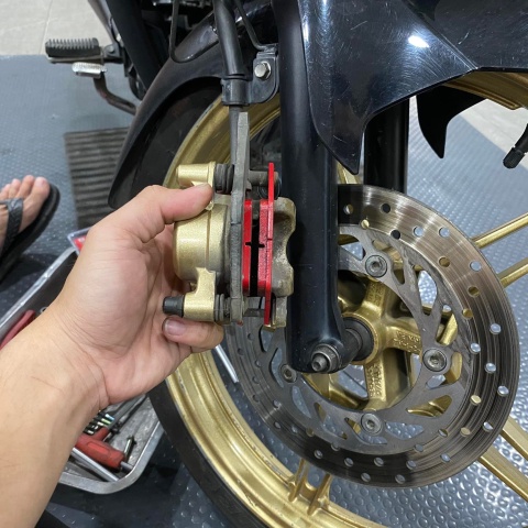 Bố thắng RCB chính hãng gắn trước và sau cho nhiều dòng xe như Winner V1, Winner X, Exciter 150, AB 2011, Future X,…