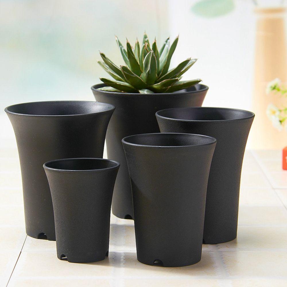 Chậu Hoa Để Bàn Trang Trí Văn Phòng Màu Trắng Đen TAYLOR1