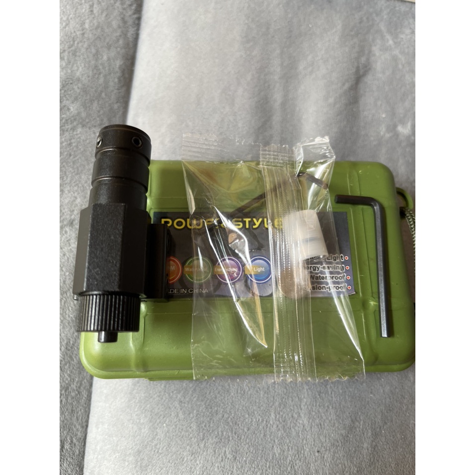 Laser mini kẹp 11-20 có thể điều chỉnh tâm laze tia màu đỏ