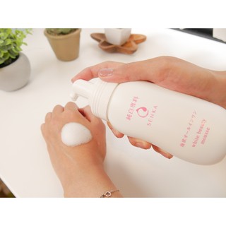Mousse dưỡng trắng da Senka