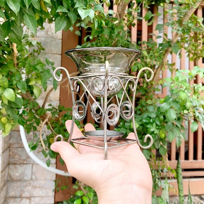 Đèn xông tinh dầu chân sắt ánh kim đốt bằng nến tealight cổ điển - Better Life