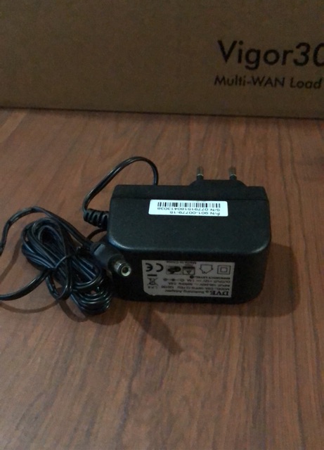 Nguồn Adapter DVE 12V-1.5A chính hãng, qua sử dụng, đẹp như mới