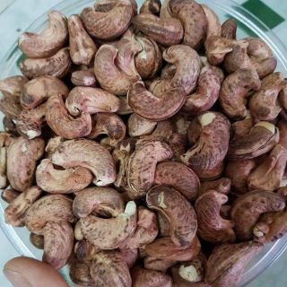 Hạt điều thượng hạng. Hạt dẻ cười ko tẩy trắng. Hạnh nhân đặc biệt. Óc chó Mỹ. Hạt sen