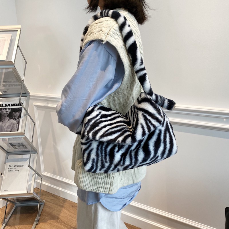 Mao Hair Bag 2021 Winter Retro Bag Female Big Capacity Canvas Bag Side Backpack Female Zebra Plush Shoulder