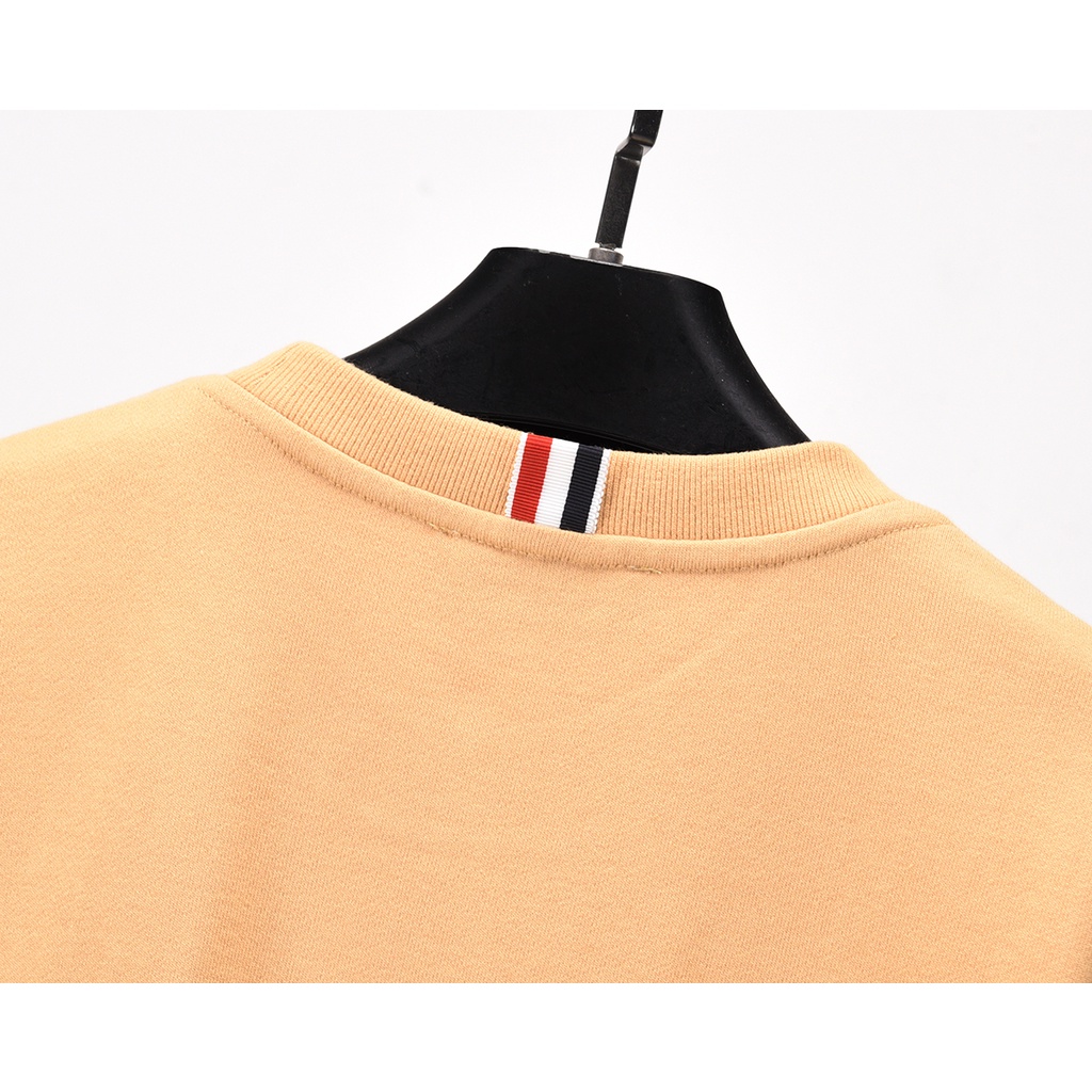 Áo Sweater nam nữ form rộng dáng Unisex Thom Brow.ne 015 chất liệu len bông thiết kế tay áo kẻ 4 sọc cao cấp
