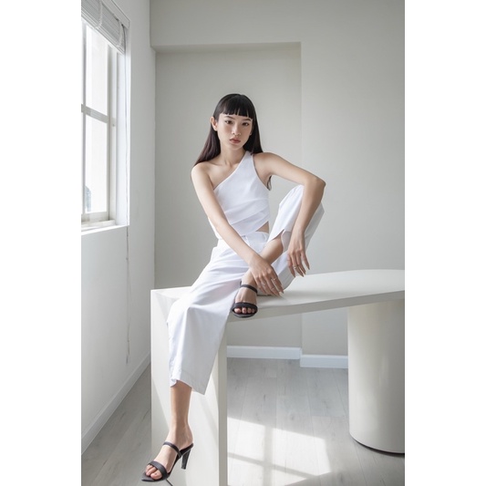 KATE CROPTOP LỆCH VAI COTTON