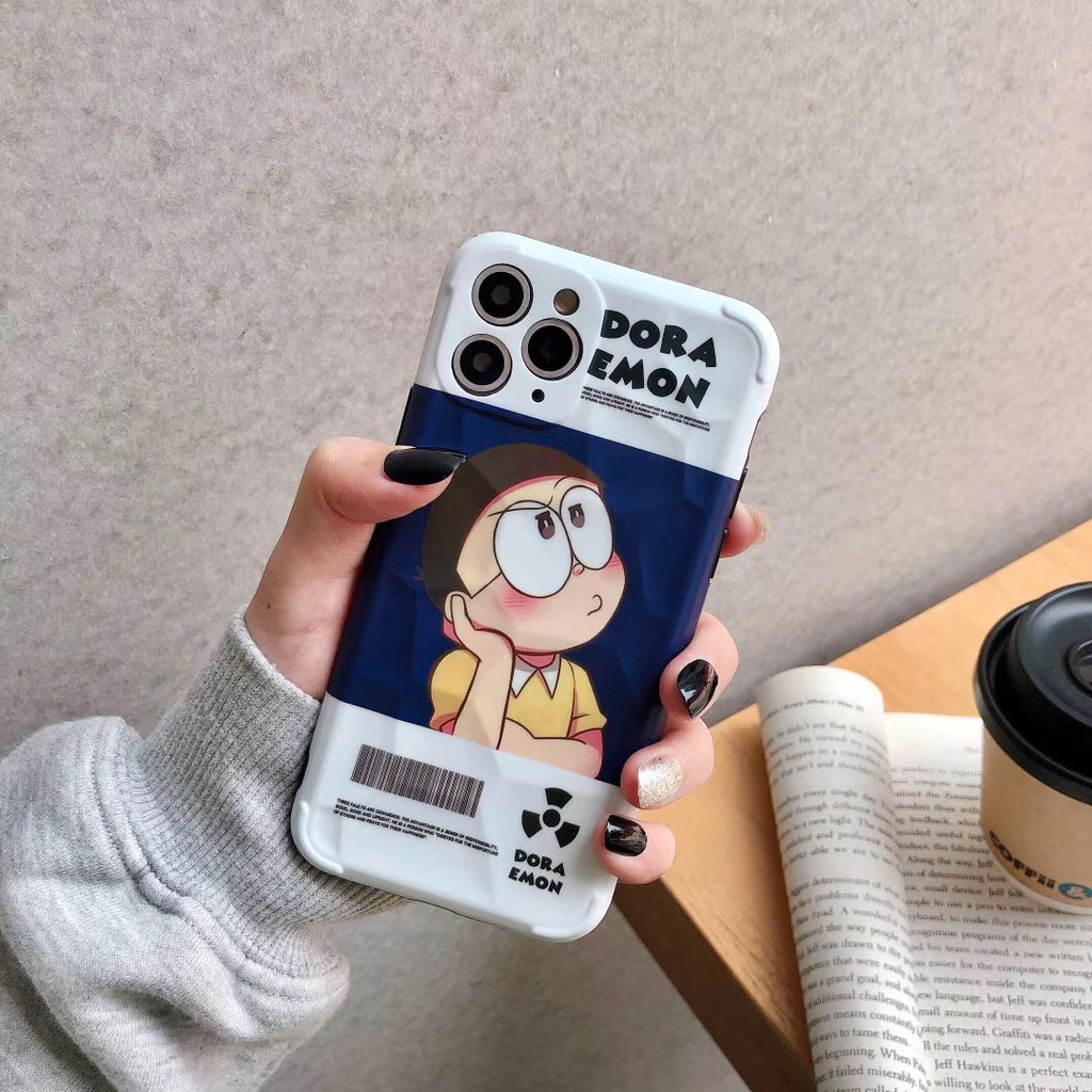 Hợp iphone case 12/12mini/12pro/12pro max/11/11pro/11pro max/xs max/xr/xs/x/8/7/8plus/7plus Doraemon   3D texture Ống kính bảo vệ trọn gói