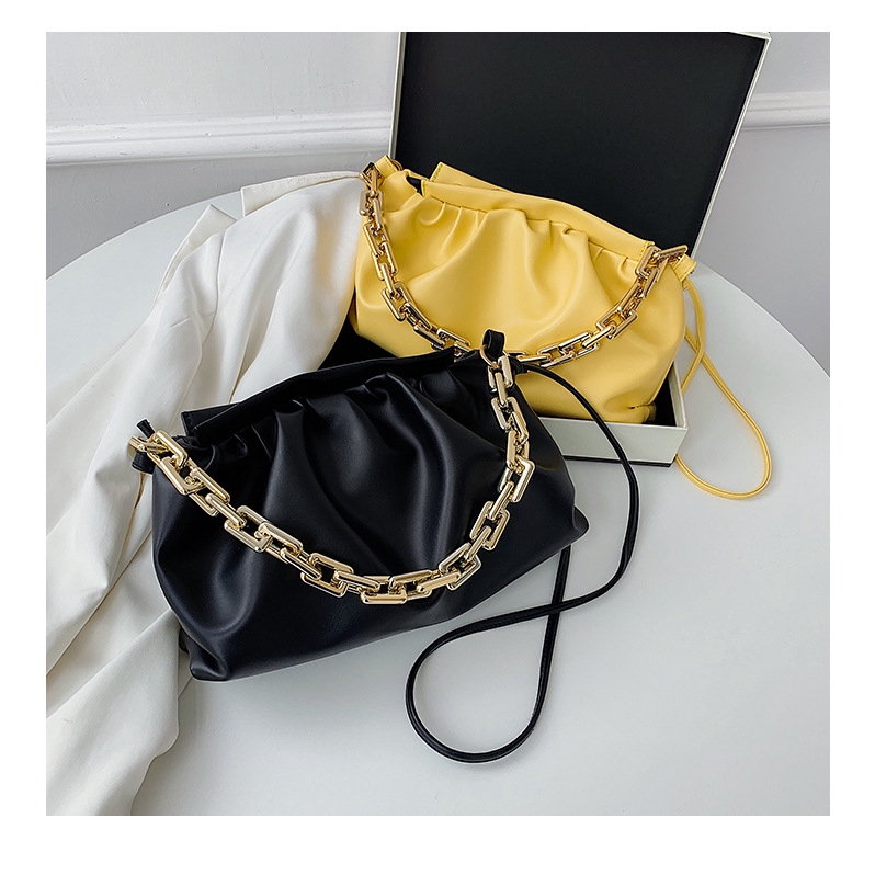 popular fold cloud bag Sling bag 2020 new Women thick chain shoulder messenger bag